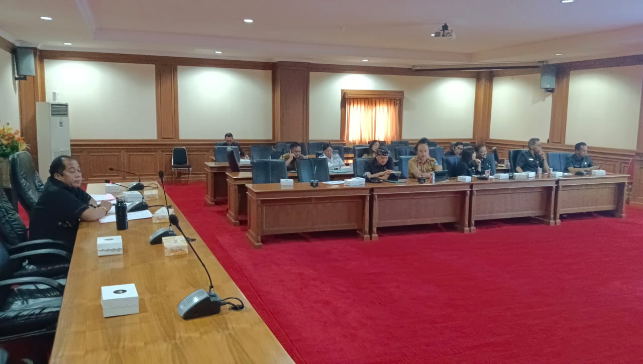 Bahas Raperda APBD 2026, Komisi II DPRD Badung Gelar Rapat Kerja