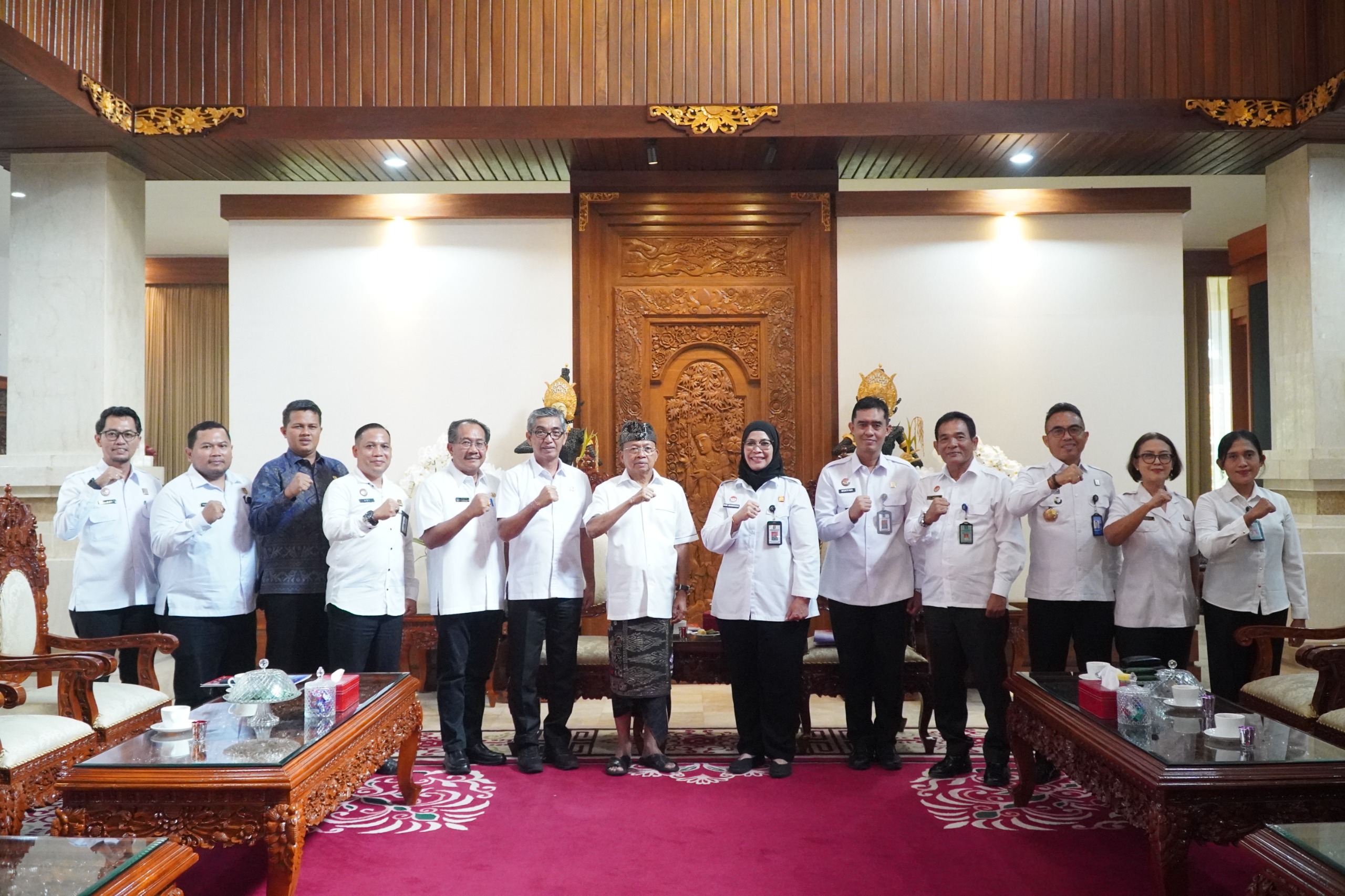 Akses Keadilan Merata hingga ke Desa: Kakanwil Kemenkum Bali Matangkan Persiapan Peresmian 100% Posbankum Bersama Gubernur Bali