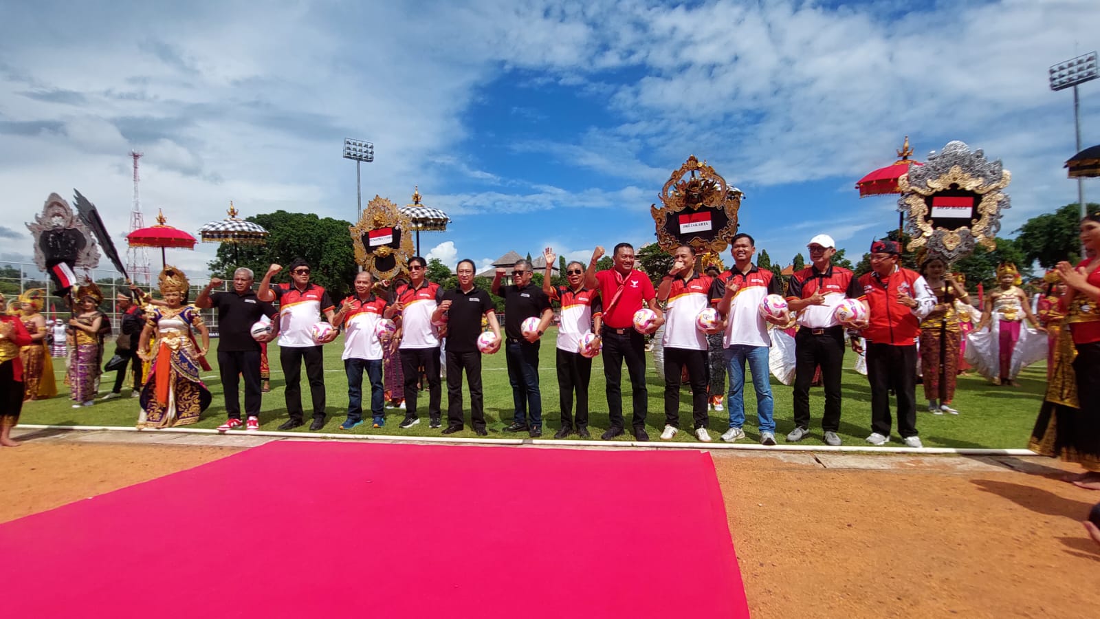 Sepakan Bola Mas Prananda dan 8 Ketua DPD Tandai Gelaran Soekarno Cup 2 di Bali