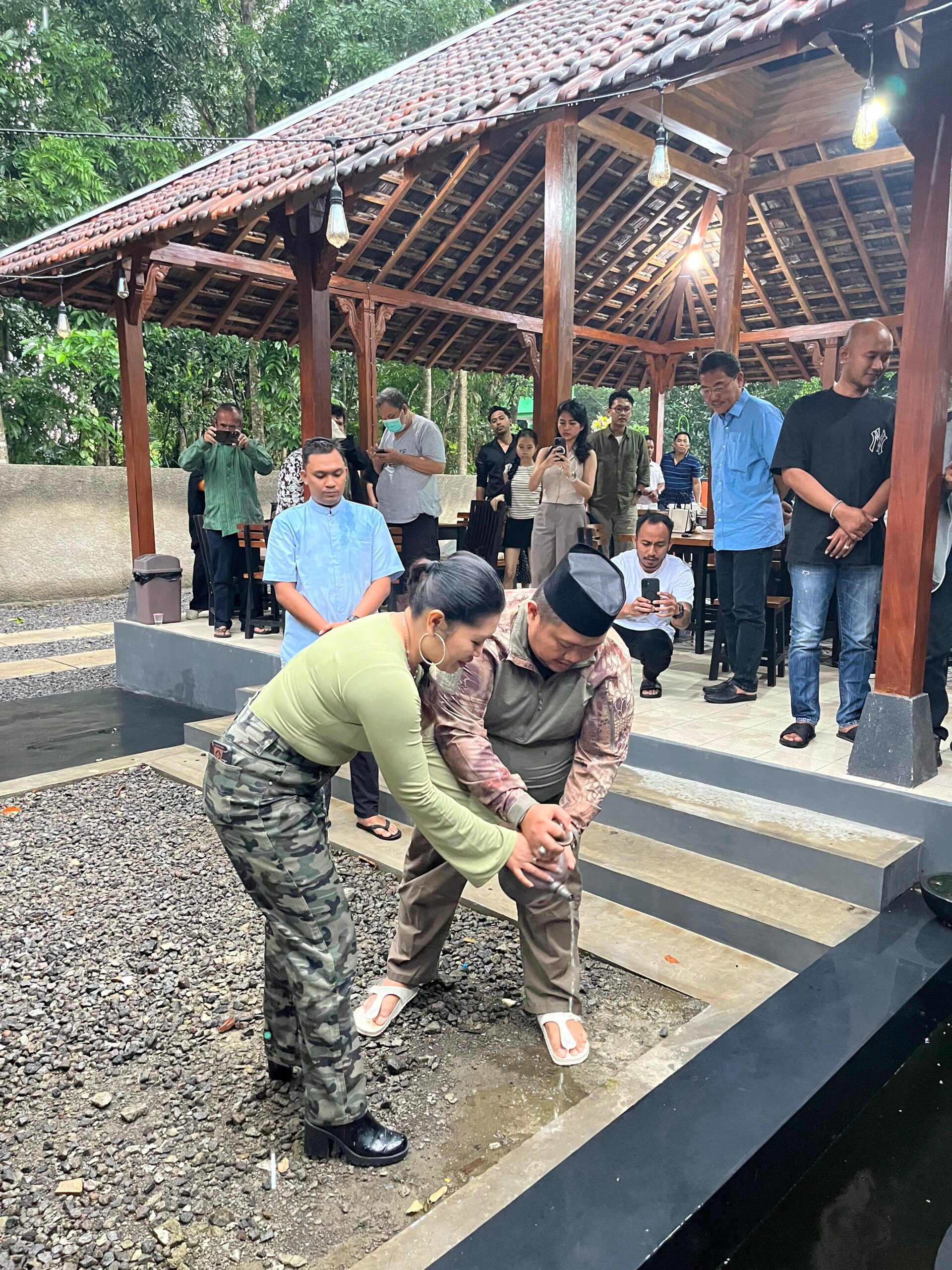 Ziarah Sekalian Wisata Kuliner: De Renjana Nawasena Hadirkan Konsep Modern Nusantara di Kaki Merapi