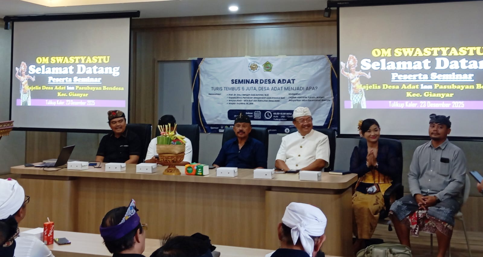 Turis Tembus 6 Juta, Desa Adat Menjadi Apa? Seminar Desa Adat Gianyar Soroti Keadilan Ekonomi Bali