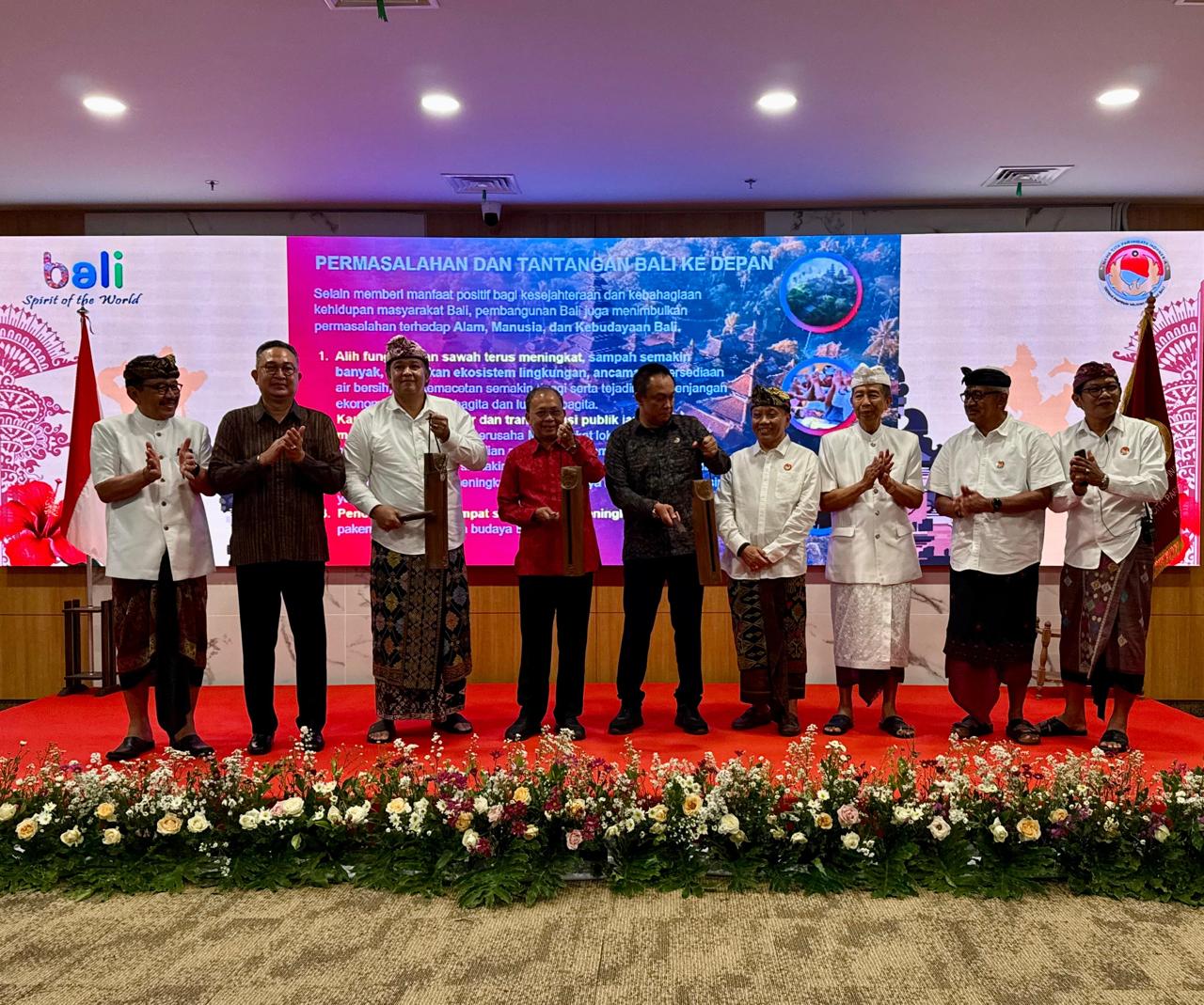 Pelantikan Pengurus DPW NPCI, Gubernur Koster Ajak Bersama Membangun Bali