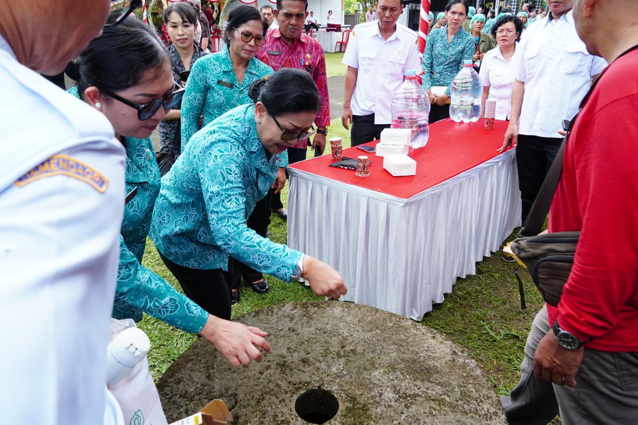 Bergerak dan Berbagi di Kabupaten Tabanan, Ibu Putri Koster Ingin Tiga Kecamatan Jadi Percontohan PSBS