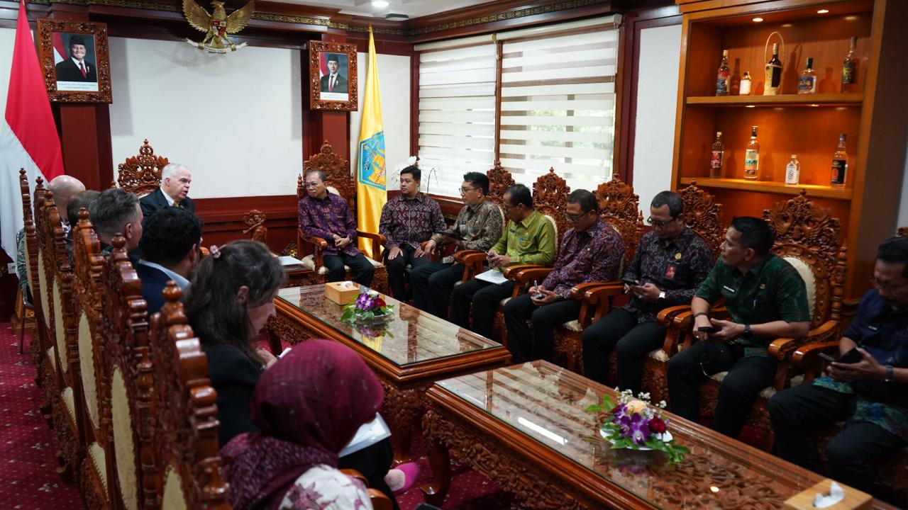 Bali Jadi Destinasi Utama Turis AS, Gubernur Koster Paparkan Strategi Tata Kelola Pariwisata