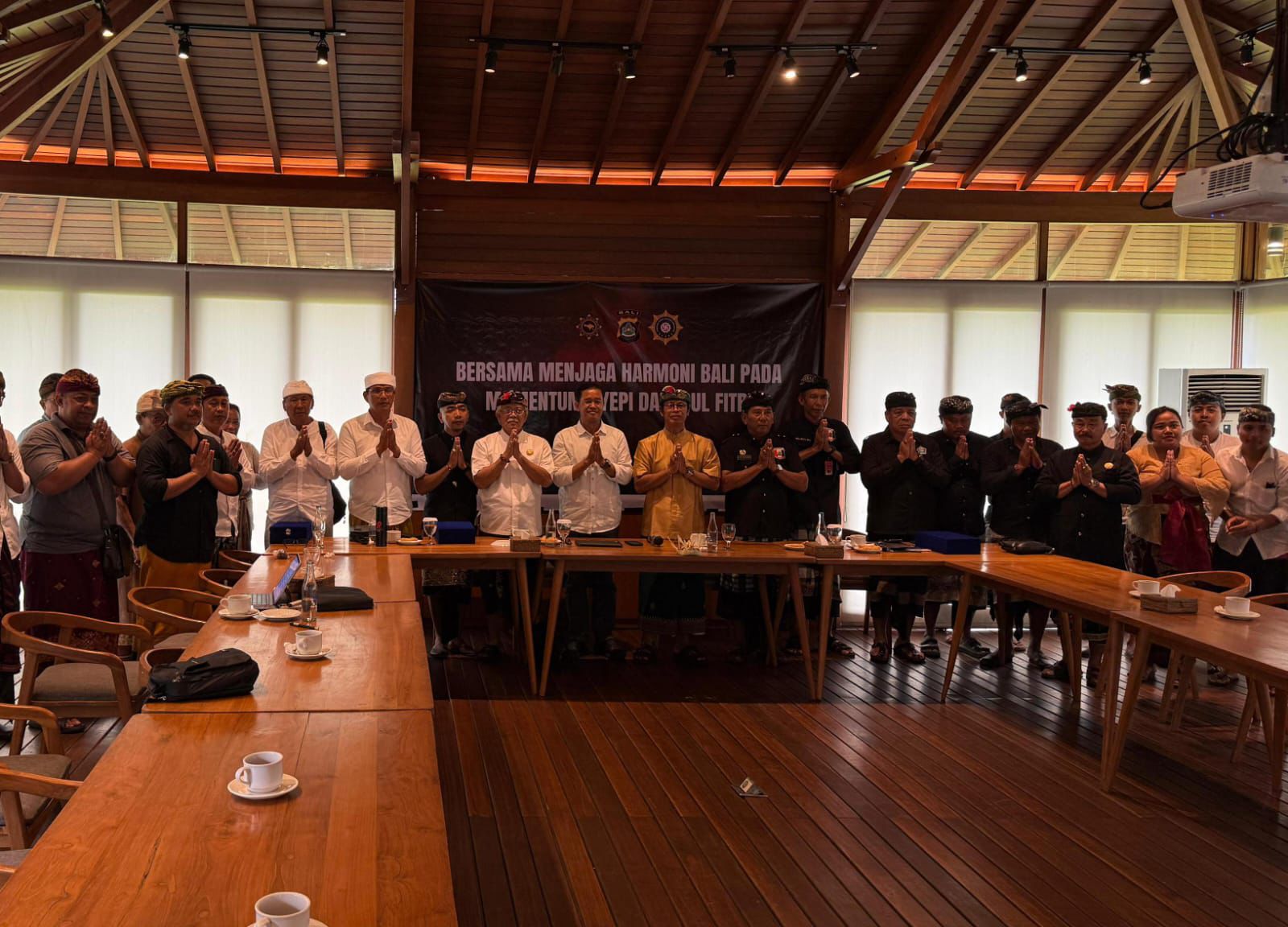 Polda Bali Perkuat Sinergi dengan Unsur Adat dan Keagamaan Hindu Menjaga Harmoni Bali pada Momentum Nyepi Caka 1948 dan Idul Fitri 1447 H