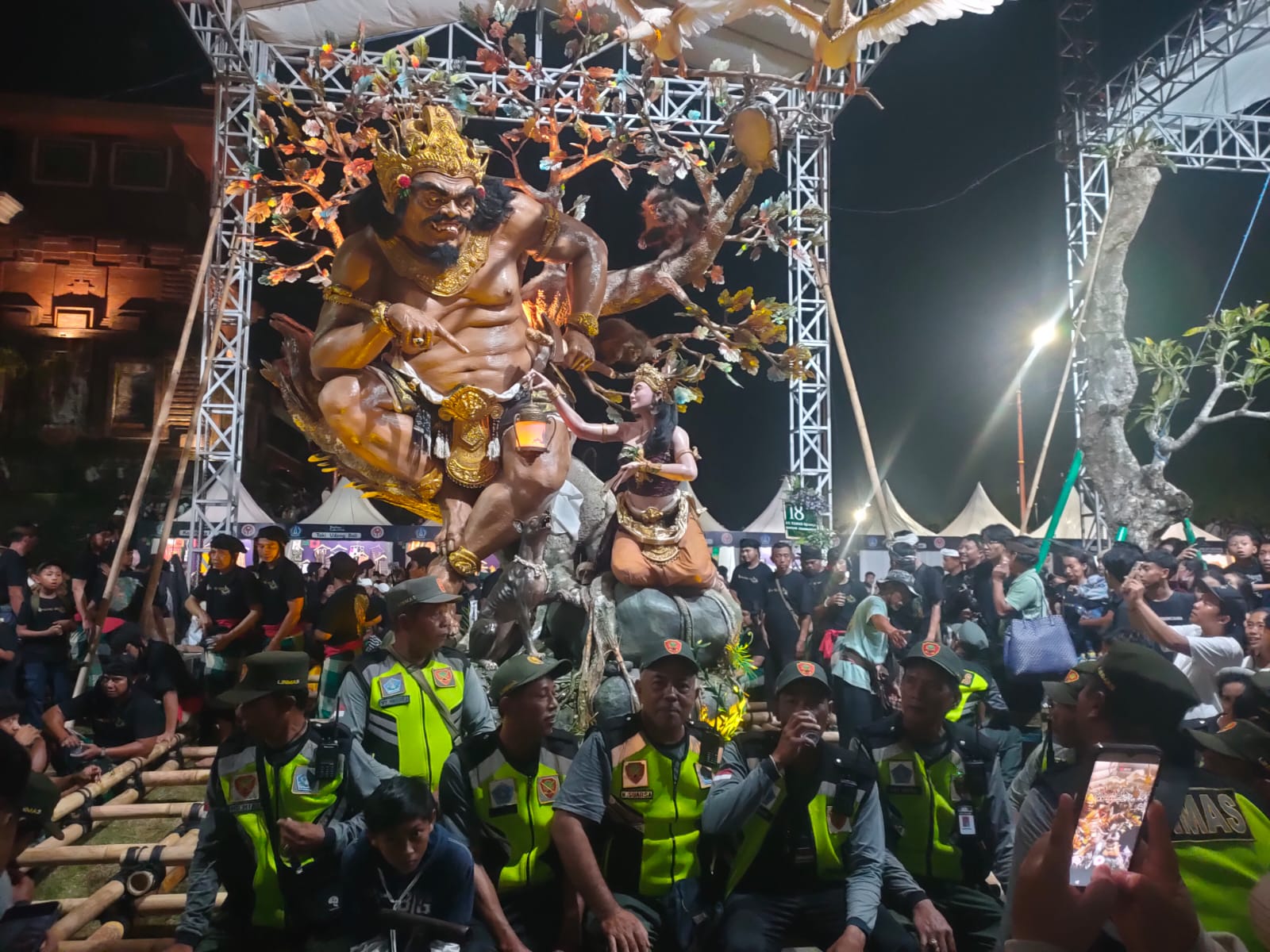 Ogoh-Ogoh “Maguru Satua” Kembali Menghantar ST. Tunas Remaja, Penarungan Juara