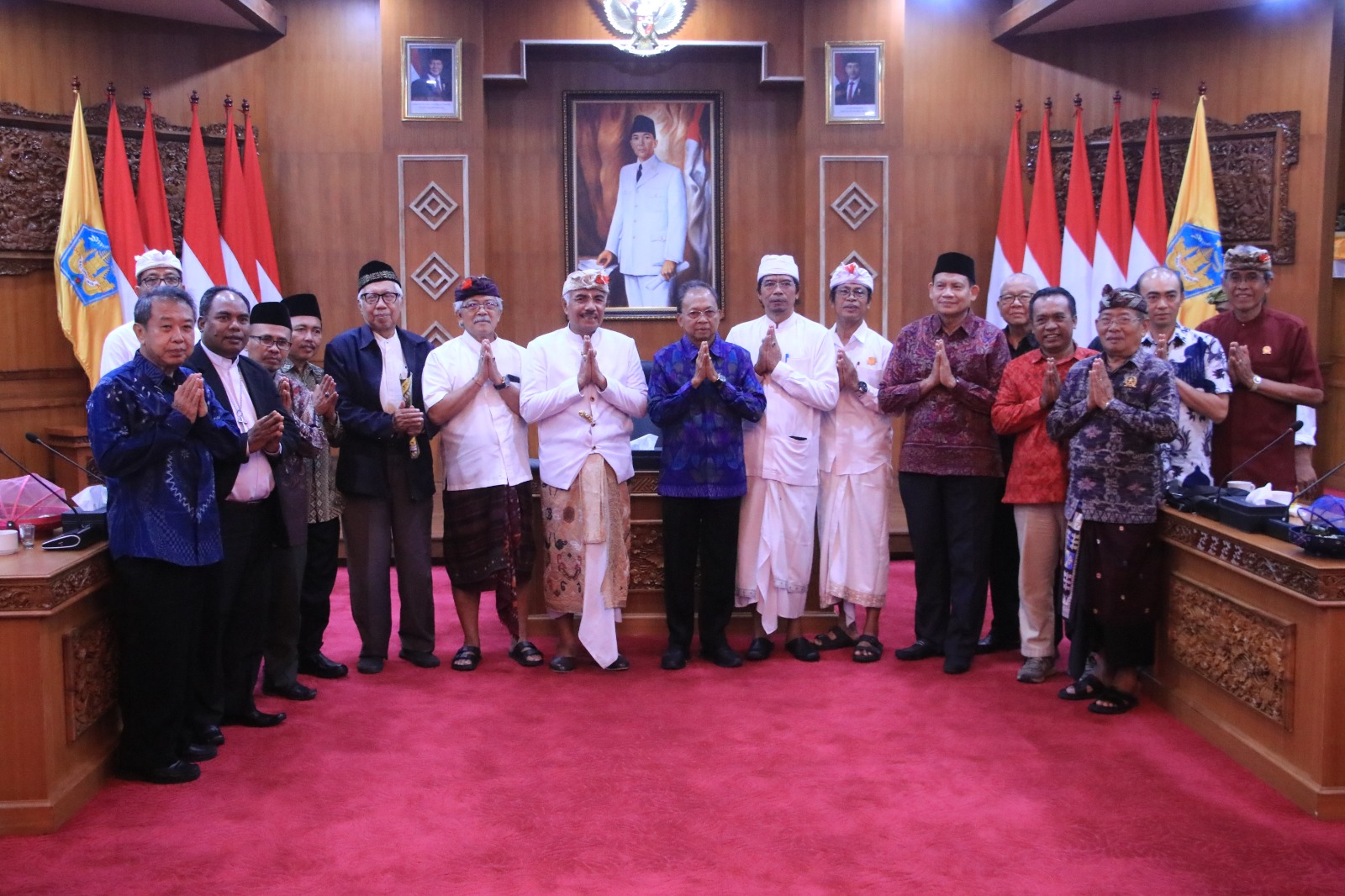 Gubernur Koster Ajak Umat Jaga Toleransi dan Kondusifitas Bali, Perkuat Harmoni Nyepi–Idul Fitri
