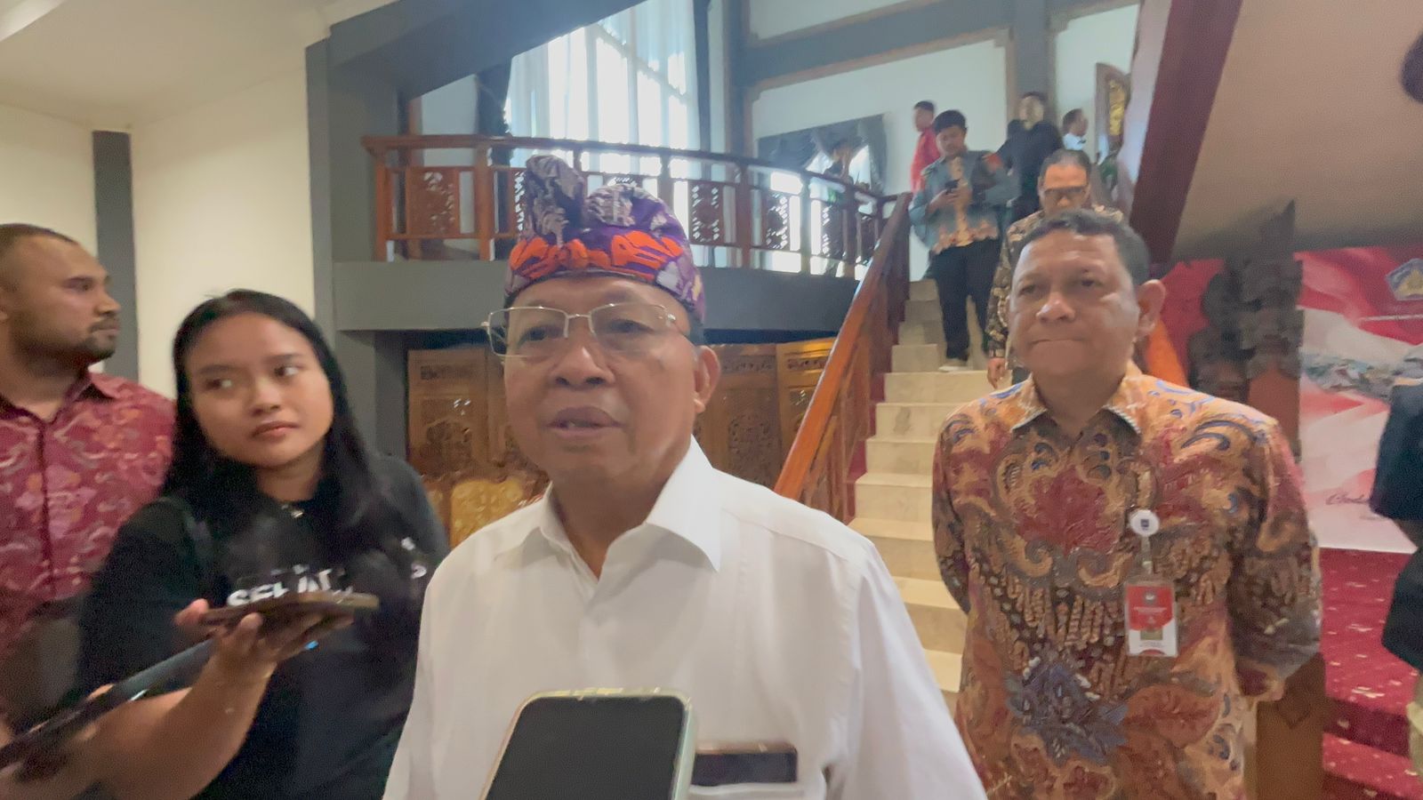 Gubernur Koster Tanggapi Pemanggilan 7 Pejabat oleh Kejagung Sebut Pungutan Wisatawan Asing Belum Optimal