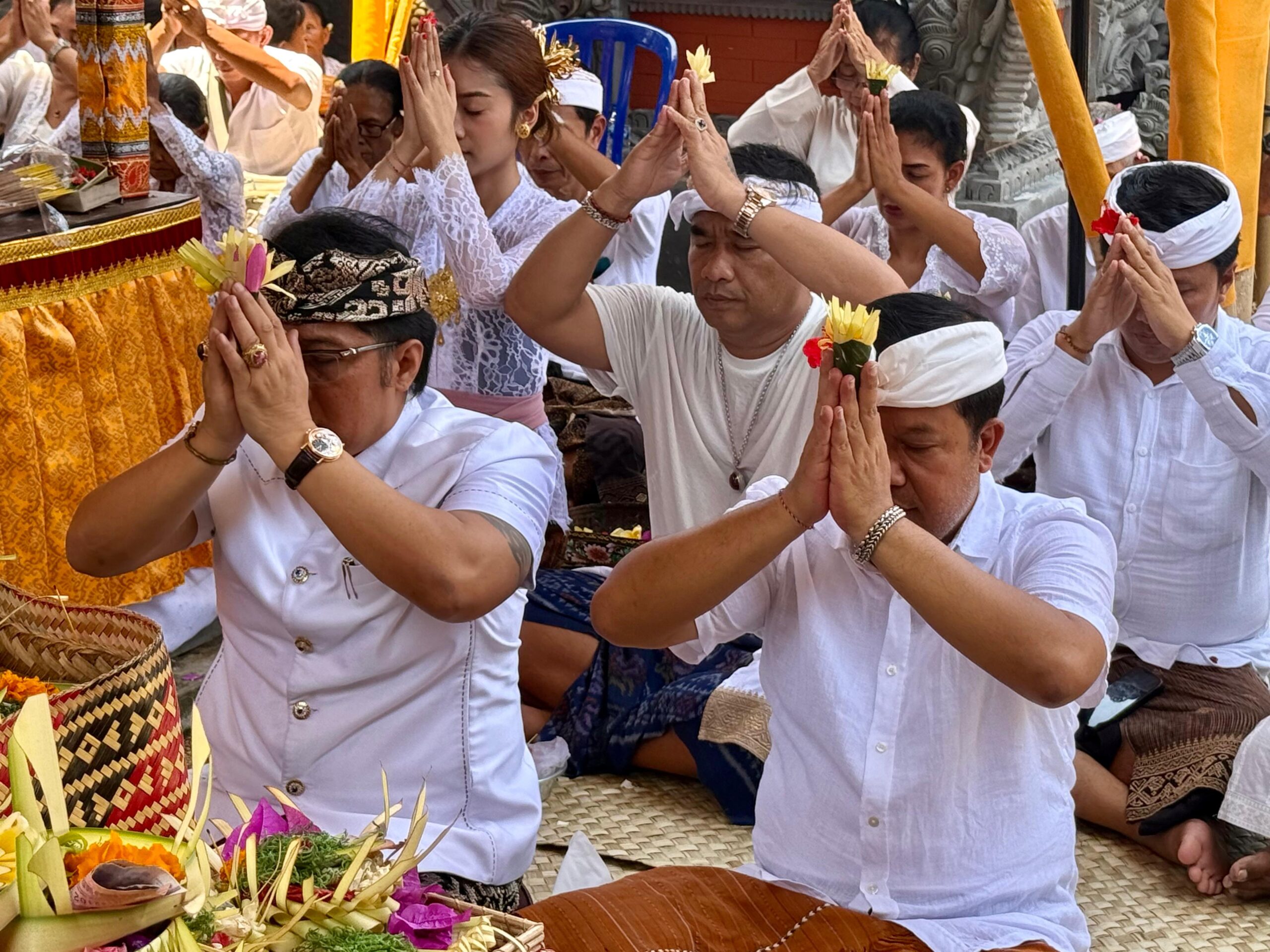 Wakil Gubernur Bali Giri Prasta Hadiri Melaspas Sanggah Gede Kubon Tubuh Kuthawaringin, Bangli