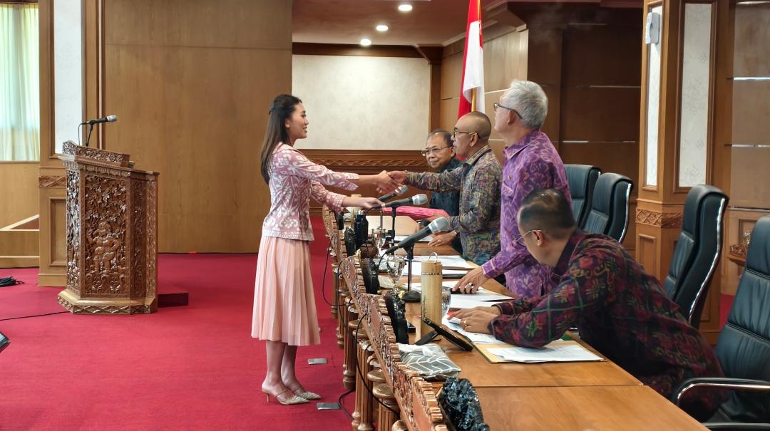 Diah Maharani Bacakan Sikap PDIP, Supartha Tegaskan Pariwisata Bali Harus Berkualitas Tanpa Meninggalkan Akar Budaya