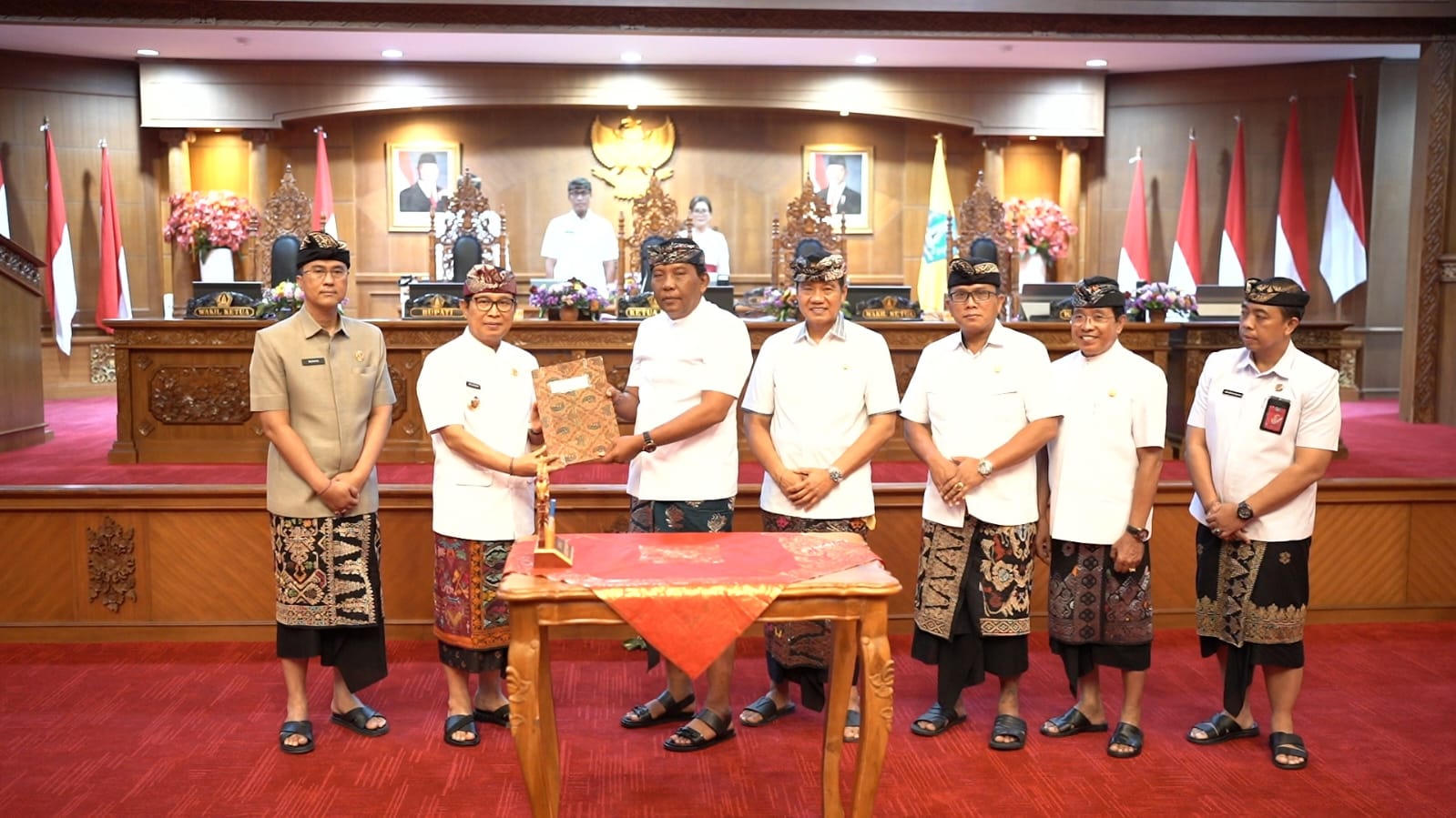 DPRD Badung Tetapkan Rekomendasi LKPJ Bupati Badung 2025 Beri Catatan Strategis Rancang APBD ke Depan