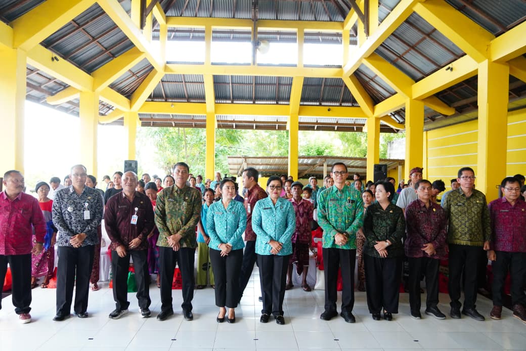 Ny. Putri Koster Ajak Kader PKK Bali Jadi Perempuan Kreatif dan Penggerak Ekonomi Keluarga