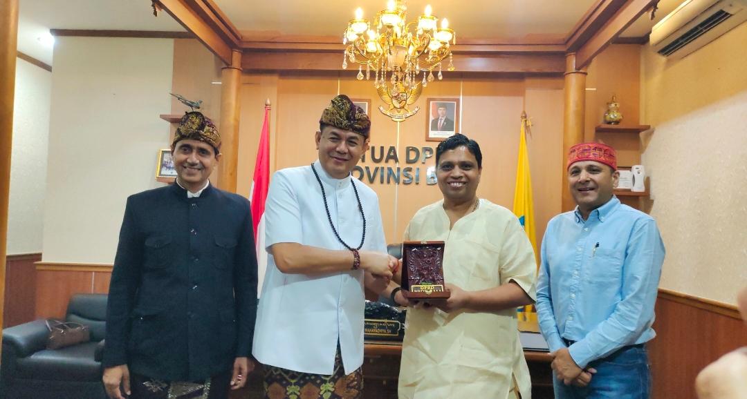 Dr. Somvir Pertemukan CEO Patanjali dengan Ketua DPRD Bali, Usadha Bali Dilirik Dunia Internasional